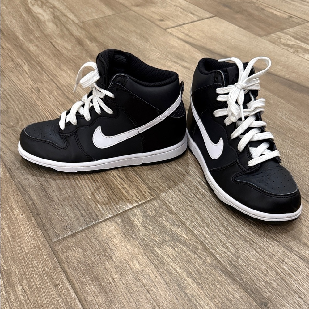 Dunk High GS 'Anthracite White size 3 youth Nike sneaker high top